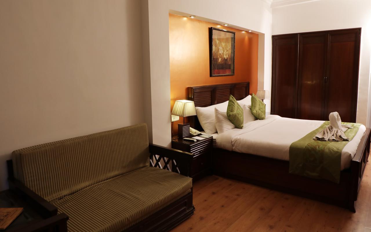 Hotel Baljees Regency شيملا المظهر الخارجي الصورة