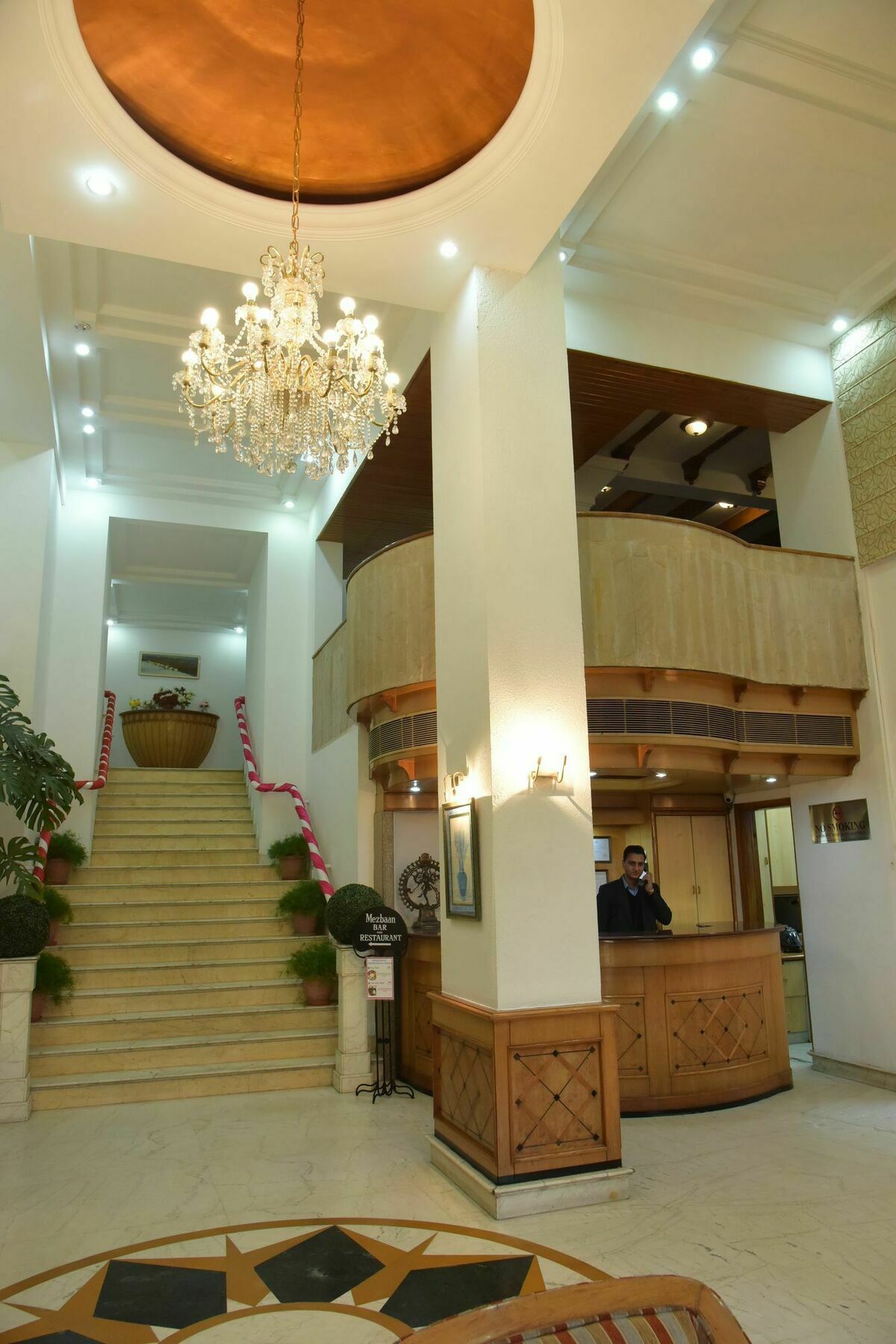 Hotel Baljees Regency شيملا المظهر الخارجي الصورة
